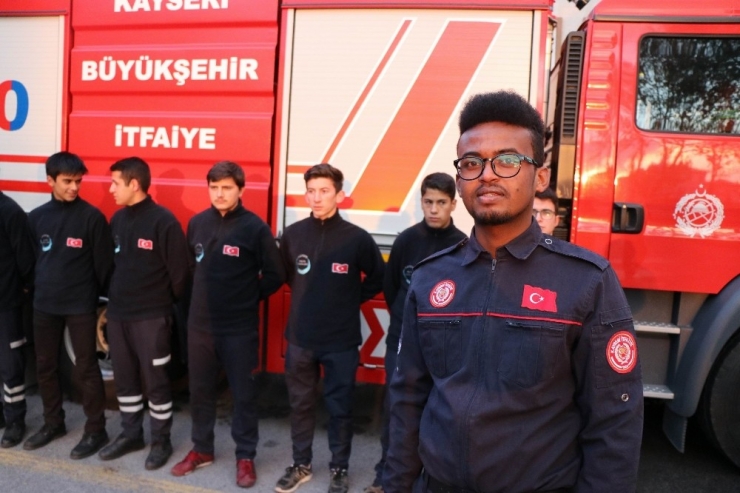 Cibutili Abşir Muhammed Somaliland İtfaiyesinin Umudu Oldu