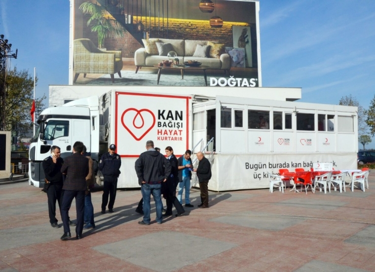 Lösemi Hastası Çınar İçin Uygun Donör Aranıyor