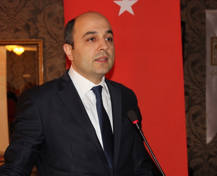 Oruç: "Akılcı Olmayan İlaç Kullanımı Büyük Bir Halk Sağlığı Sorunu”