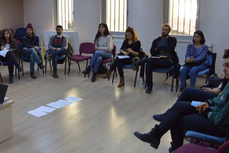 Gençler İçin Cinsel Sağlık Eğitimi Düzenlendi