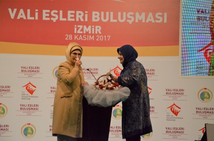 Emine Erdoğan 81 İlin Vali Eşleri İle Buluştu