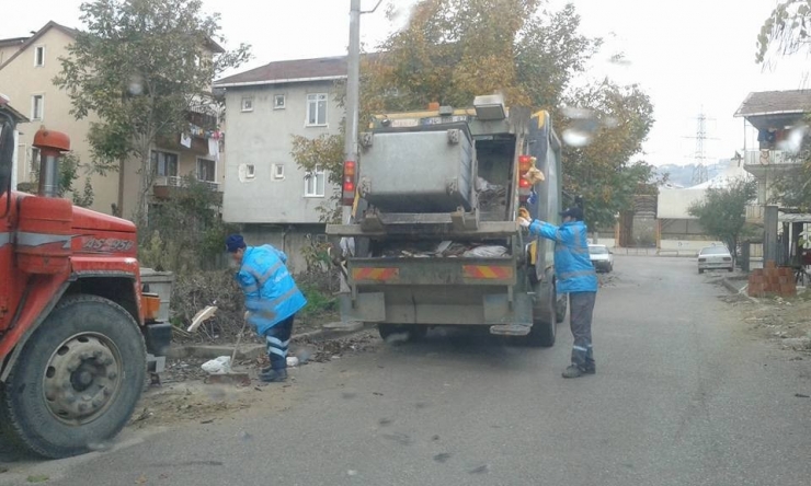 İzmit’te Günde 350 Ton Çöp Toplanıyor