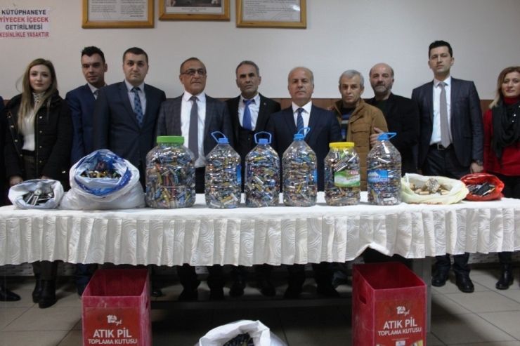 Öğrenciler 1 Ton Atık Pil Topladı
