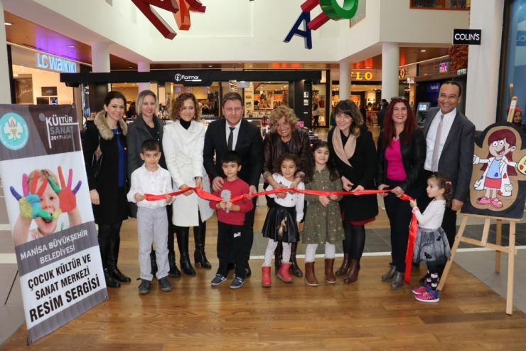 Miniklerin Eserleri Forum Magnesia’da Görücüye Çıktı