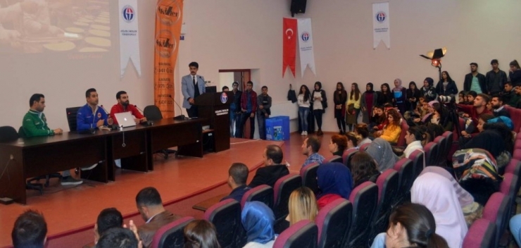 Öz İkizlerden Çalışma Hayatı Ve Girişimcilik Konferansı
