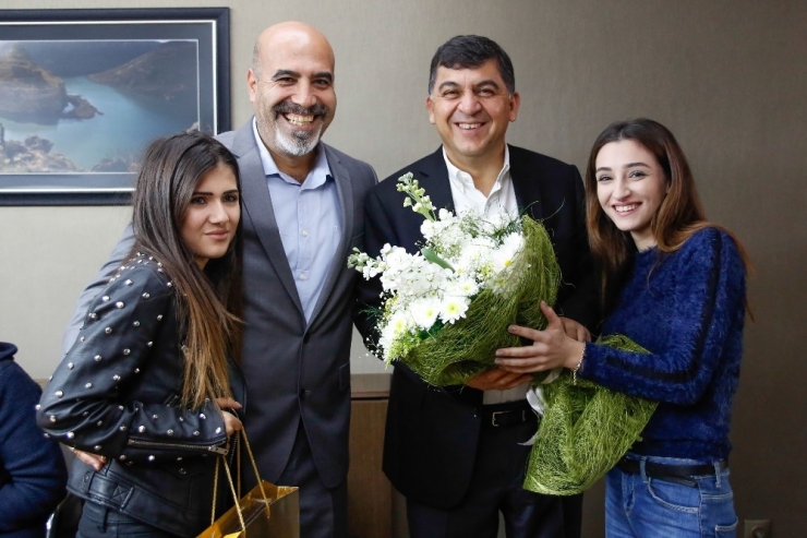 Fadıloğlu Deneyimlerini Öğrencilere Aktardı