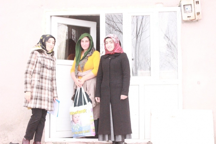 Özalp İlçesinde ‘Hoş Geldin Bebek’ Projesi