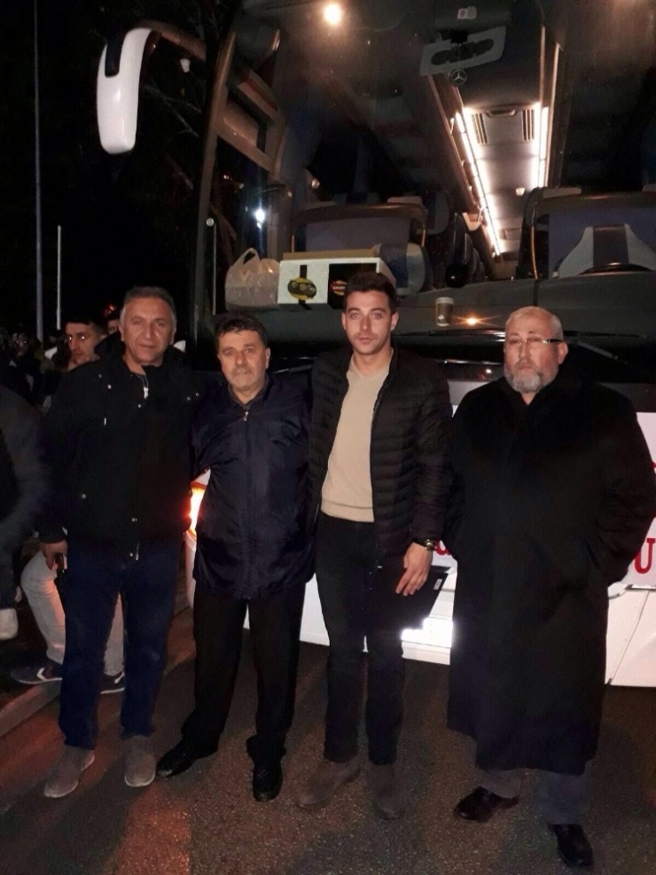 65 Kişilik Kafile Kutsal Topraklara Uğurlandı