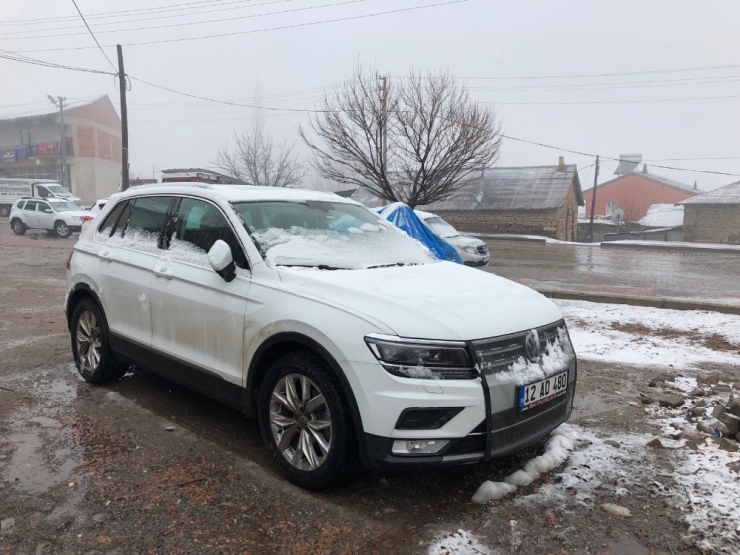 Bingöl’de Kar Yağışı Etkili Olmaya Başladı