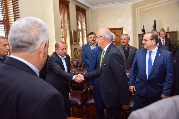 Yılmaz: “Cumhurbaşkanımız, Beton Yol Çalışmalarımızı Takdir Etti”