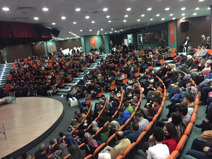 Darıcalılar’dan İdamlık Genç Oyununa Yoğun İlgi