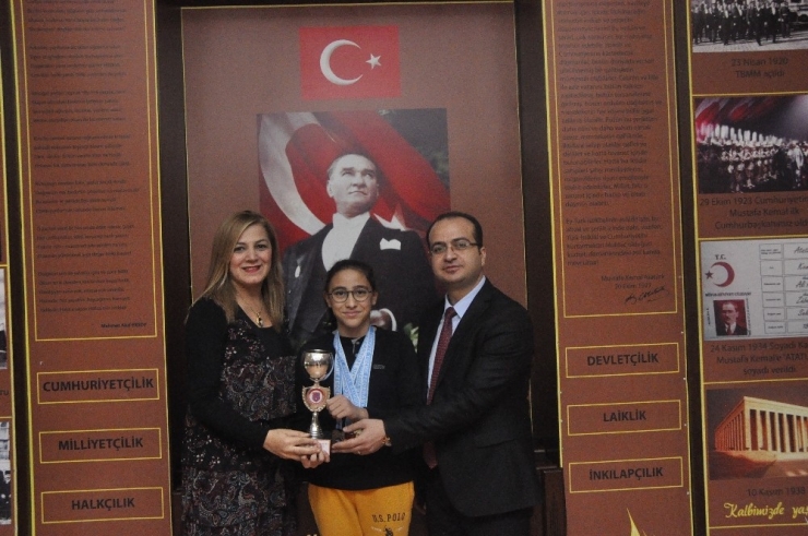 Gkv’li Altın Kulaç Diclesu Üç Kategoride Bölge Şampiyonu