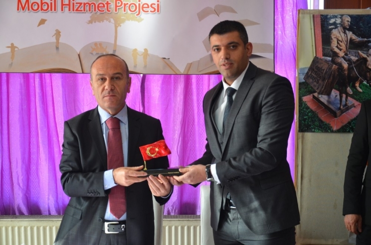 Yüksekova’da ‘Okula Teslim Kitap Okuma’ Projesi