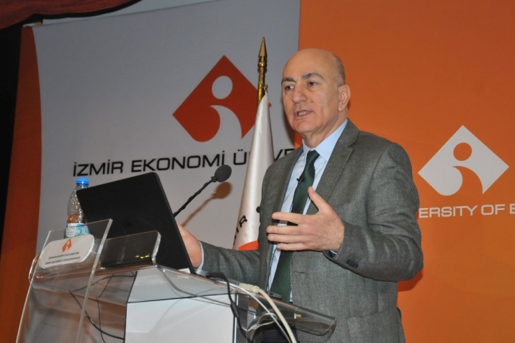 ‘Mezuniyet Sonrasına Ekonomiyle Hazırlıklı Olun’