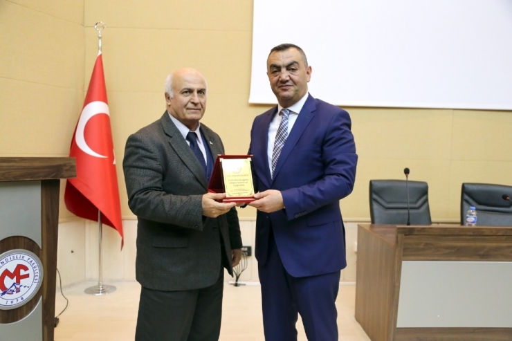 “Devlet Kurumlarına Olan Yoğun İlgi Girişimciliği Öldürüyor”