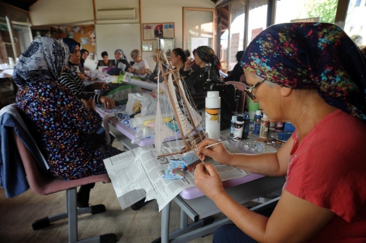 Kepez’de 7 Bin Kursiyer Eğitim Görüyor