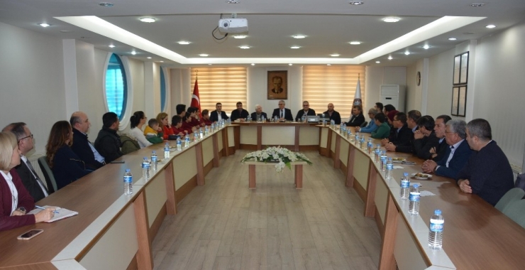 Salihli’de Geleceğin Bilim Adamlarına Ödül