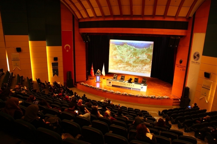 26 Oturumda Konu Sakarya Oldu