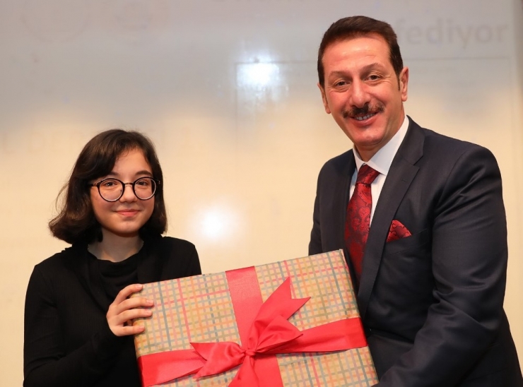 “Yazarlar Okulda Projesi” Ödül Töreni