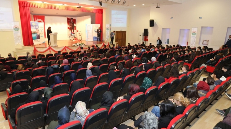 “Yazarlar Okulda Projesi” Ödül Töreni