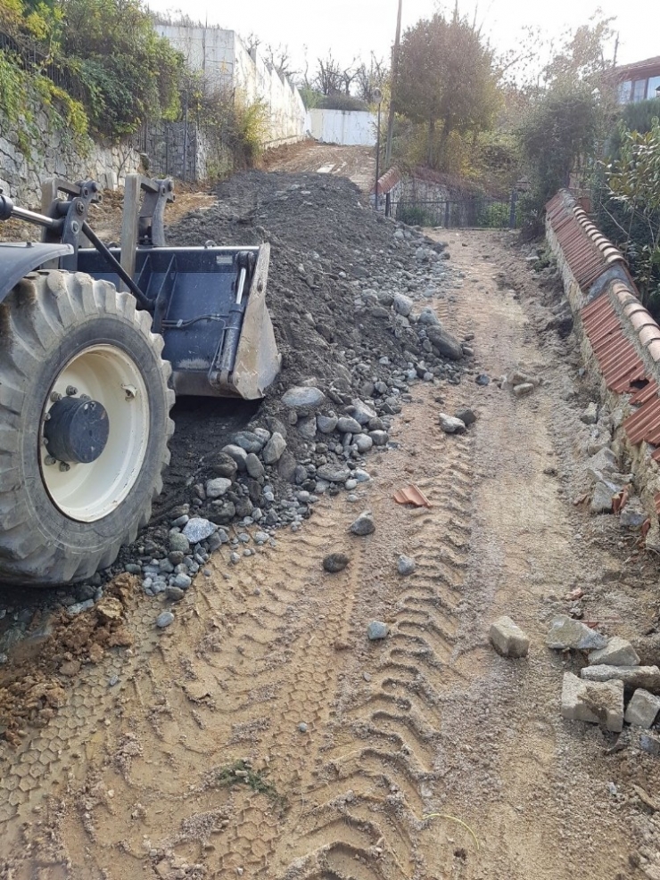 Sapanca Belediyesi Çalışmalarına Aralıksız Devam Ediyor