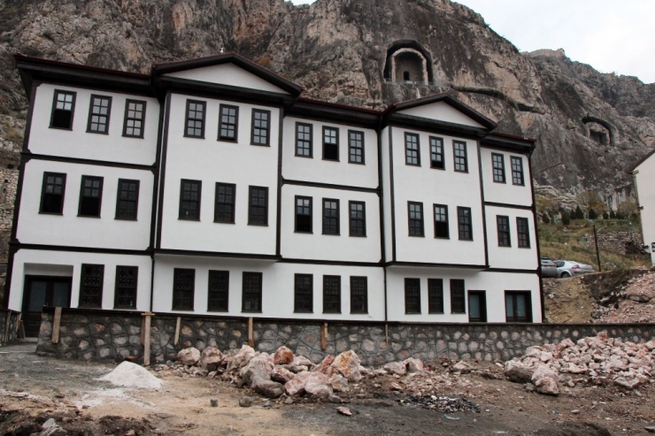 ‘Hattatların Piri’ne Özel Müze