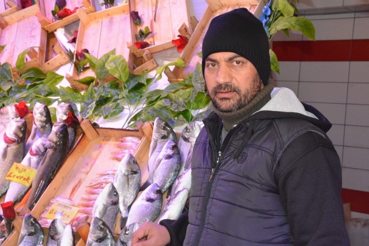 Balık Azlığının Nedeni Yanlış Avlanma