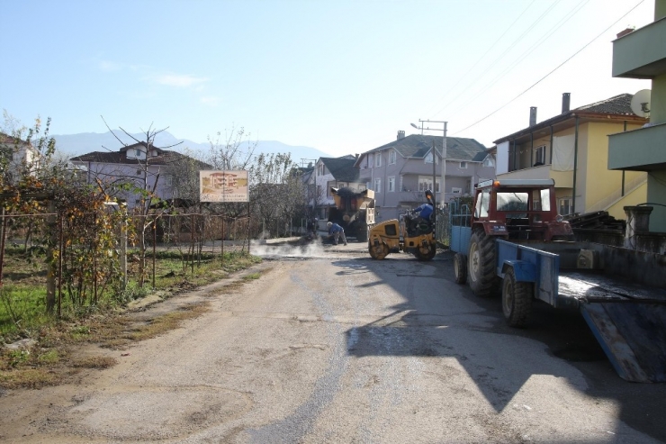 Yeni Mahalle’de Asfalt Çalışmaları Devam Ediyor