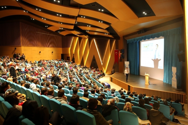 Ardahan Üniversitesi’nde ‘Paramı Yönetebiliyorum’ Programı Düzenlendi