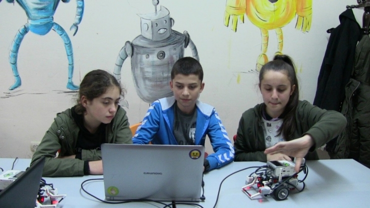 Artvinli Öğrenciler Önce Hayal Ediyor Sonra Tasarlıyor