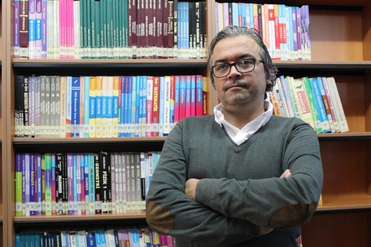 Tolga Yıldız, "Eğitimde Başarı İçin Klişelerden Uzak Durmalıyız"