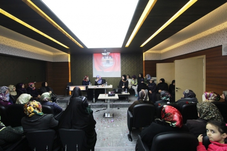 Bayburt Aile Yaşam Merkezi’nde Mevlid Kandili Programı Düzenlendi