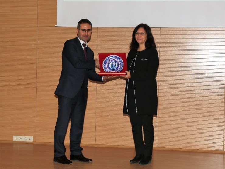 Bayburt Üniversitesi’nden ‘Kadına Şiddete Yönelik’ Farkındalık