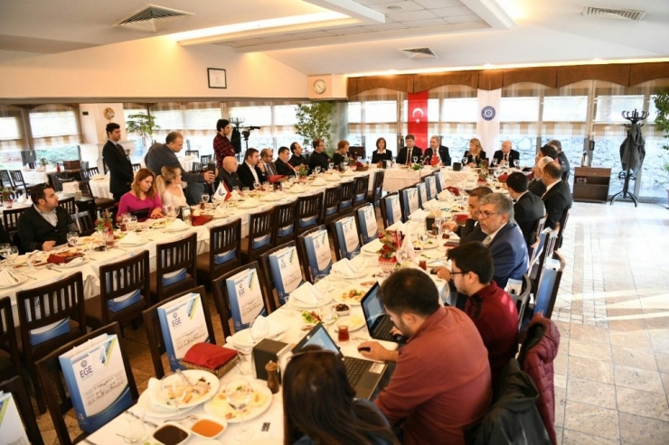 Prof. Dr. Necdet Budak, “Milli Projelere Öncelik Vereceğiz”