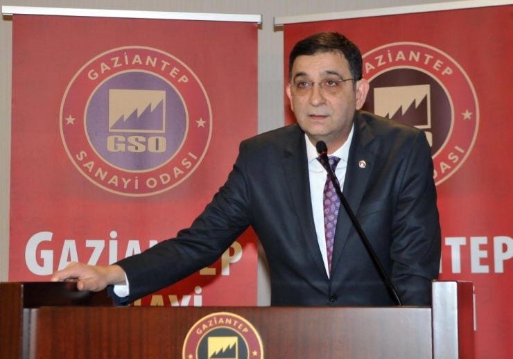 Sanayicilere, “Dalgalı Piyasalarda Risk Yönetimi Ve Korunma” Semineri