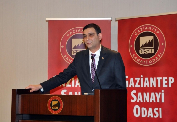 Sanayicilere, “Dalgalı Piyasalarda Risk Yönetimi Ve Korunma” Semineri