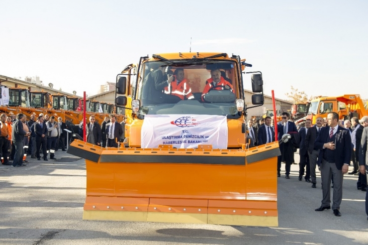 Bakan Arslan’dan “Kış Lastiği” Uyarısı