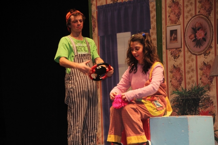 Özel Gereksinimli Çocukların Da İçin Yer Aldığı Aya Maya Kumpanyası Adlı Müzikli Çocuk Oyunu Büyük Beğeni Topladı