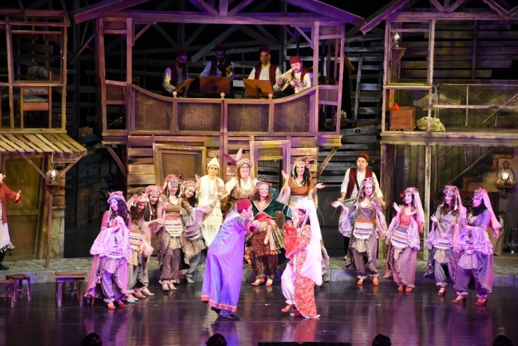 Şehir’de Aralık Oyunları