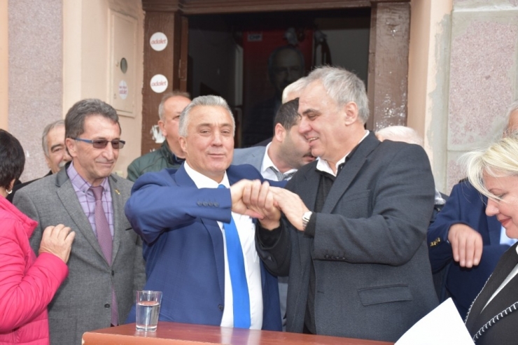 Chp’de Dönmez Adaylığını Açıkladı