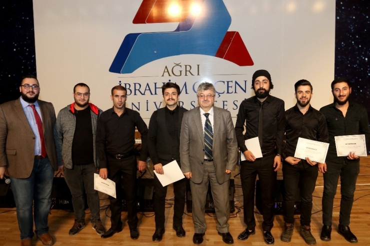 Aiçü’de Anma Programı Düzenlendi