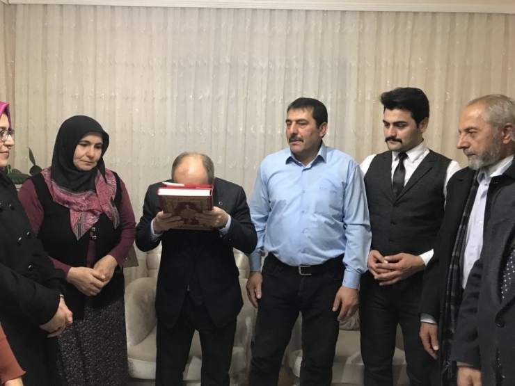 Karadağ’dan Şehit Ailesine Ziyaret