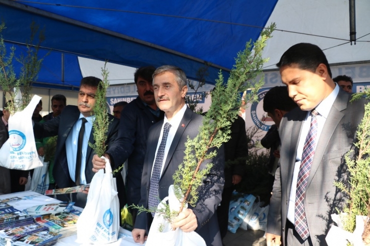 Şahinbey’de 400 Bin Fidan Dağıtıldı