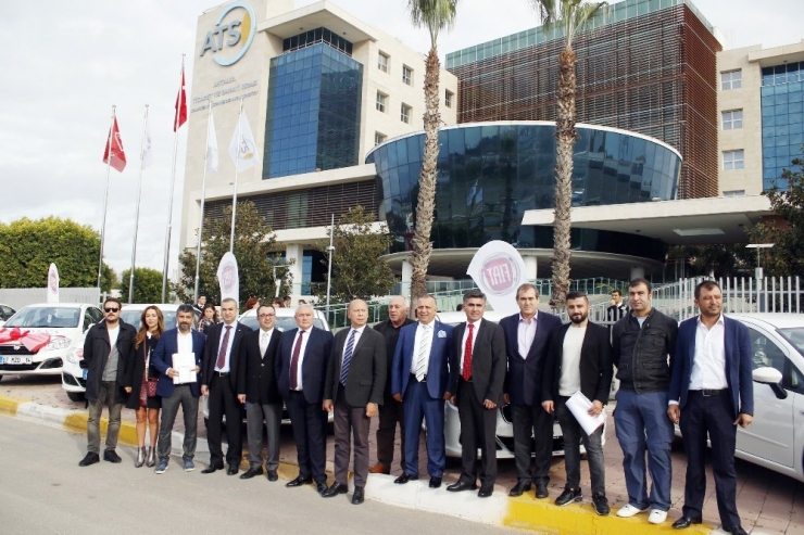 Burs Kartından Ve Tatilden Otomobil Çıktı