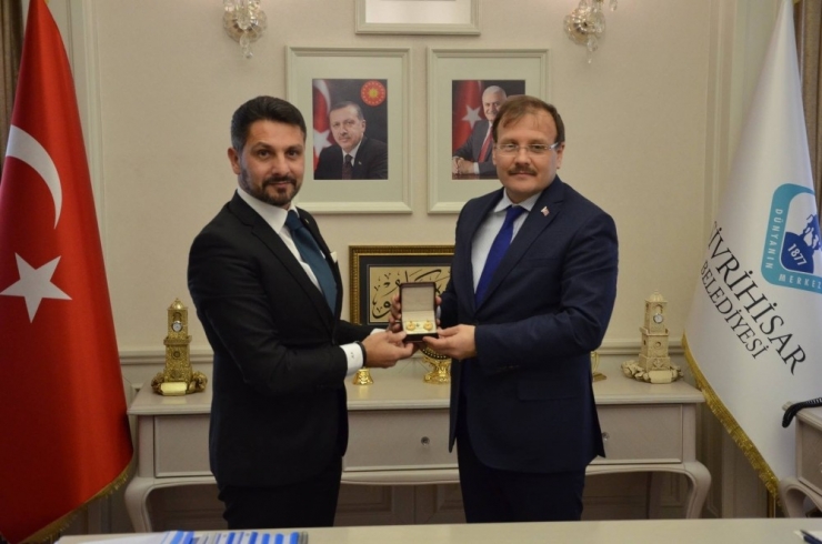 Başbakan Yardımcısı Hakan Çavuşoğlu Sivrihisar’da