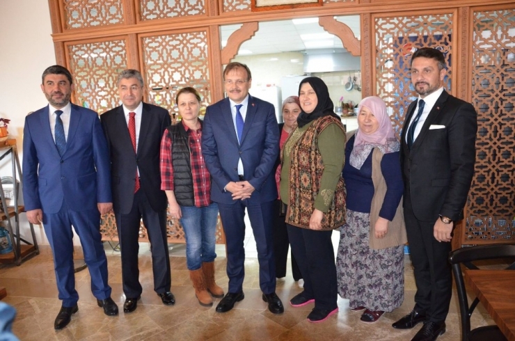 Başbakan Yardımcısı Hakan Çavuşoğlu Sivrihisar’da