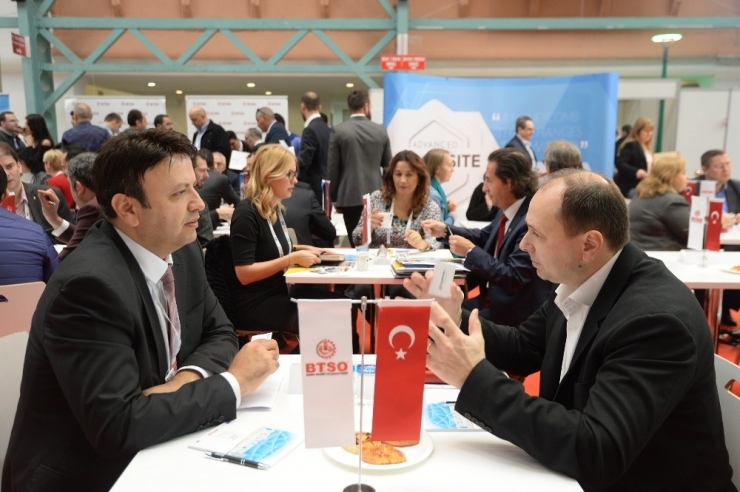 Endüstri Zirvesi’nde Bir Günde 700 İş Görüşmesi Yapıldı