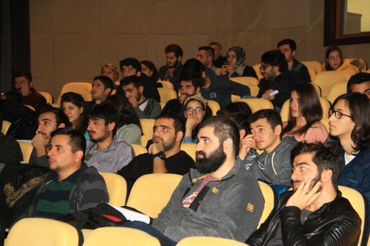 Dü’de ‘Veterinerlikte İnteraktif Olgu’ Tartışmaları