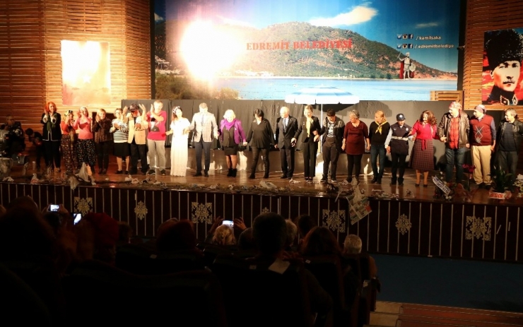 Çevre Duyarlılığını Tiyatro İle Anlattılar