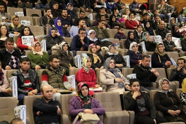 Gaziantep’te 86 Engelli Çift Evlilik Okulundan Mezun Oldu